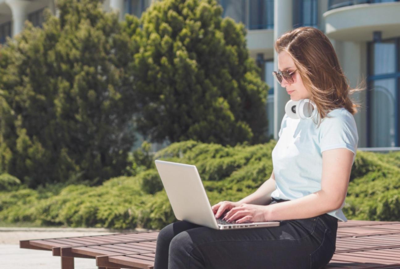 Analyse von Finanzdokumenten und Transaktionsmustern